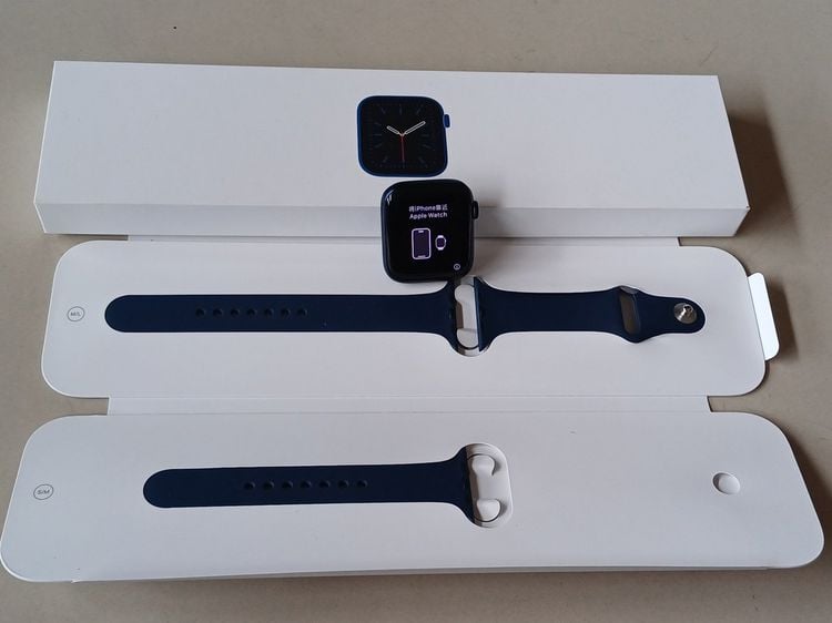 อัลลอย น้ำเงิน ขายนาฬิกาแอ๊ปเปิ้ลวอช Apple Watch Series 6 Deep navy Sport Band GPS+Cellular 44 mm โทรเข้า-ออกได้ โดยไม่ต้องพกมือถือ อุปกรณ์ครบกล่อง  จอสีสว