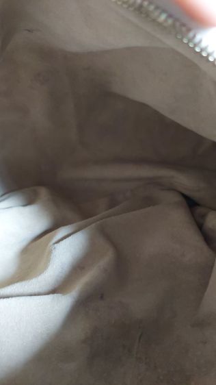 กระเป๋า bottega veneta สีขาวงาช้าง รูปที่ 17