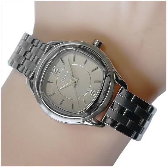 เงิน นาฬิกาข้อมือผู้หญิง DKNY NY8806 ของใหม่ อุปกรณ์ครบ