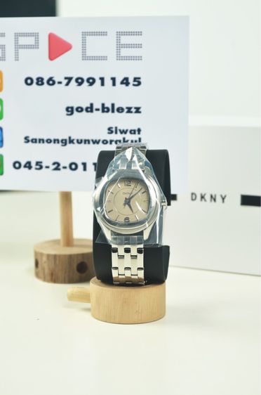 นาฬิกาข้อมือผู้หญิง DKNY NY8806 ของใหม่ อุปกรณ์ครบ รูปที่ 2
