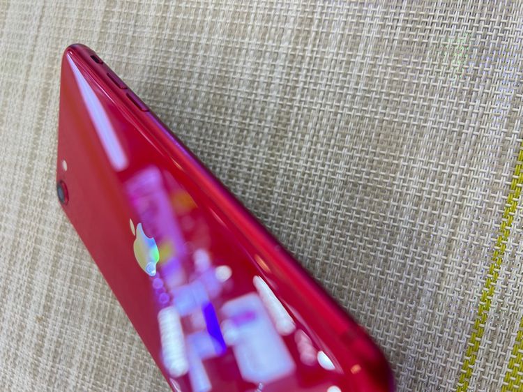 iPhone SE 2020 สีแดง 64 ยกกล่อง รูปที่ 6