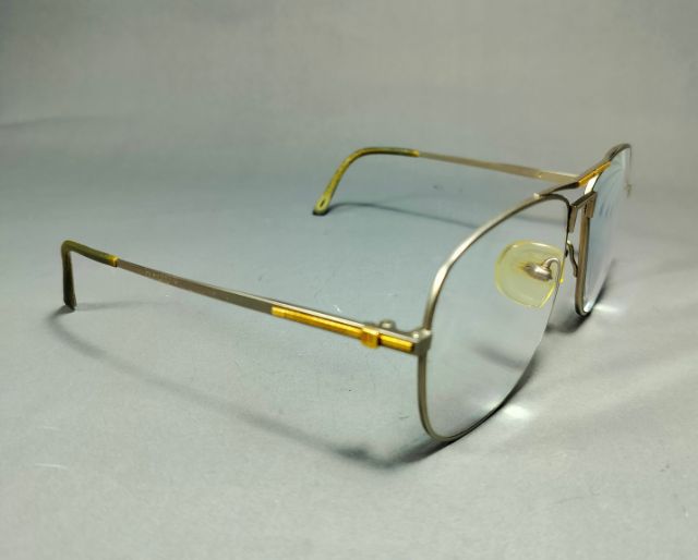 แว่นตามือสอง Dunhill ประดับทองแท้ รูปที่ 6