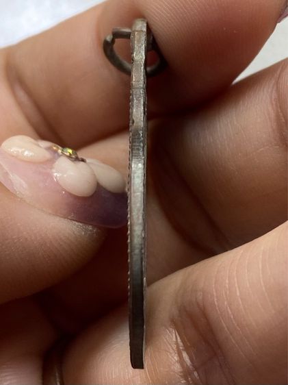 เหรียญหลวงพ่อกลั่น วัดพระญาติ พร้อมกล่อง รูปที่ 6