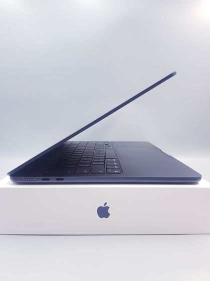 MacBook Air (M2, ปี 2022)  8 - 256GB M2 สภาพสวย ครบกล่อง มีปกศ. รูปที่ 3