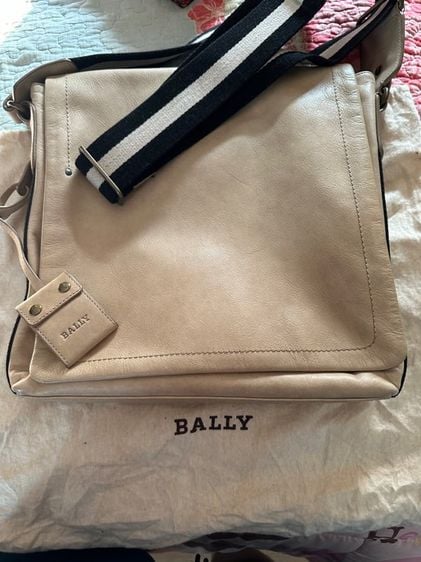 Bally Crossbody Bag รูปที่ 1
