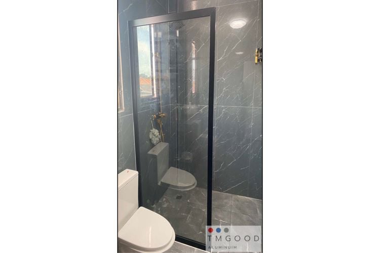 ฉากกั้นอาบน้ำ บานฟิกซ์(Fixed Shower Enclosures) ✅Model NM-size 60x200 cm.✅ สินค้าครบชุด พร้อมจัดส่งฟรี🚨 รูปที่ 4