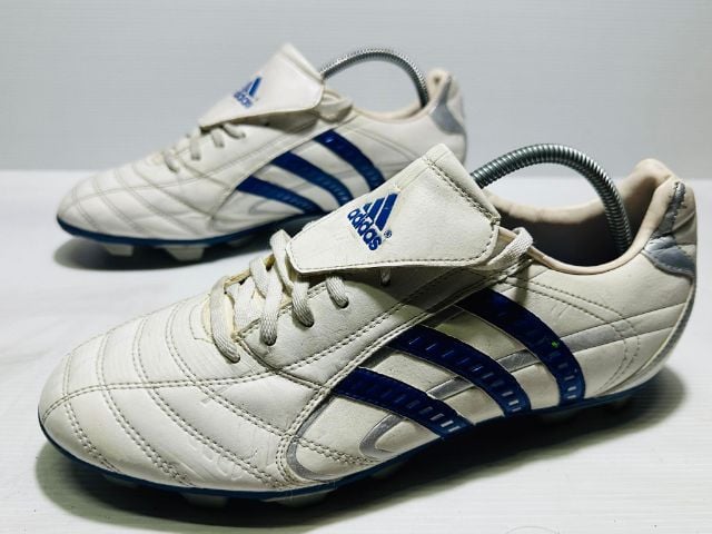 รองเท้าฟุตบอล อื่นๆ ผู้ชาย ขาว ขายรองเท้า ฟุตบอลชายหนังแท้ Adidas Classic ไซส์ 4 2.5 jp270