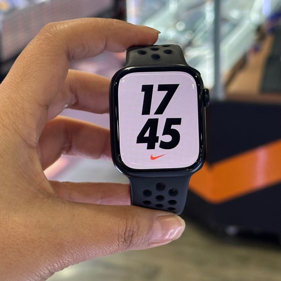 Apple Watch Series7 GPS Nike 45mm. อลูมิเนียม สีดำ เครื่องศูนย์ ครบยกกล่อง🔥🔥 รูปที่ 2