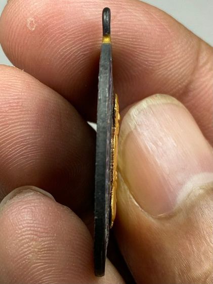 เหรียญหลวงพ่อแก้ว วัดพวงมาลัย ลงยาหน้ากากทอง รูปที่ 4