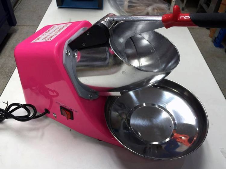 ร้านรถเข็นคิมเจริญ มีสินค้ามาใหม่ สินค้ามีให้เลือกมากมาย สินค้าของใช้ขายของรถเข็น ร่ม หม้อ เครื่องใช้แสตนเลส ตู้ขายกับข้าวกระจกอลูมิเนียม รูปที่ 16