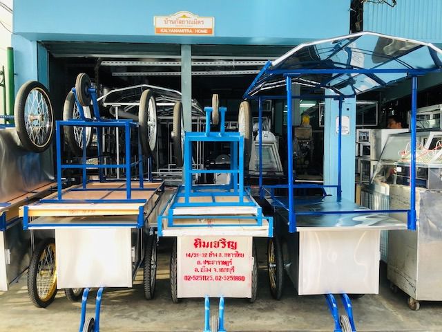 ร้านรถเข็นคิมเจริญ มีสินค้ามาใหม่ สินค้ามีให้เลือกมากมาย สินค้าของใช้ขายของรถเข็น ร่ม หม้อ เครื่องใช้แสตนเลส ตู้ขายกับข้าวกระจกอลูมิเนียม รูปที่ 17