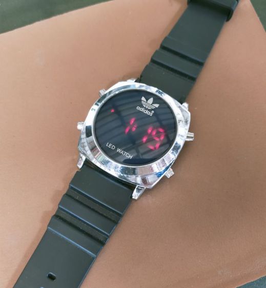 นาฬิกา Adidas LCD รูปที่ 4