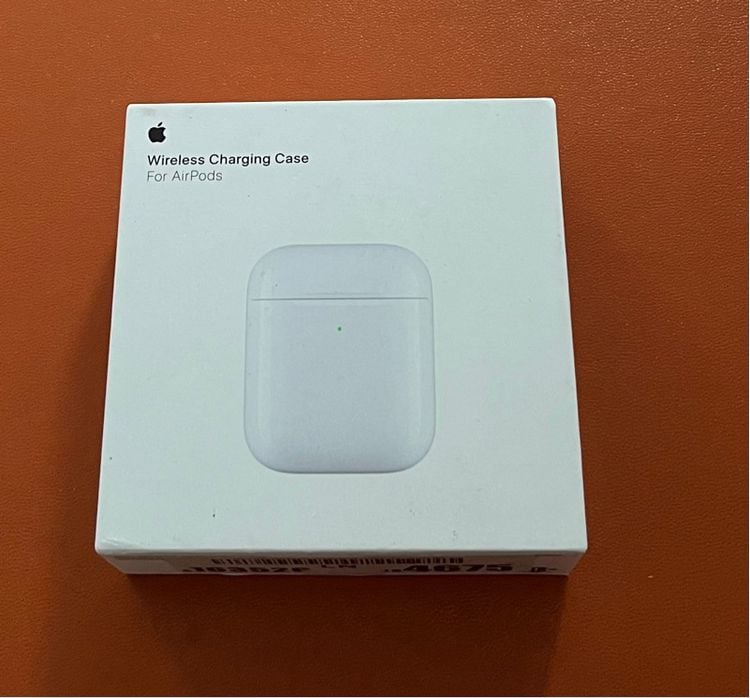 Apple MagSafe wireless charger 