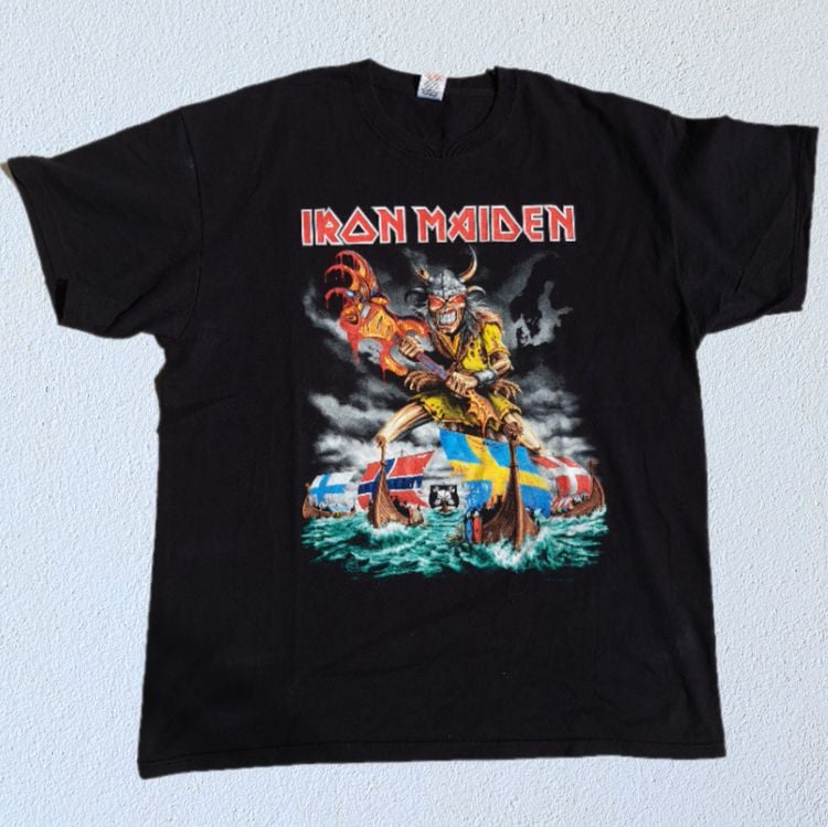 อื่นๆ เสื้อทีเชิ้ต XXL ดำ แขนสั้น Iron Maiden, The Final Frontier World Tour 2011 t-shirt