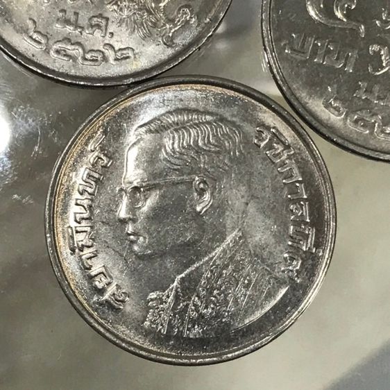 เหรียญสะสม 5 บาทพญาครุฑเฉียง ปี 2522 สภาพ UNC ไม่ผ่านการใช้งาน สวยมากๆๆๆ เหรียญแกะจากถุงใหม่ๆ รูปที่ 6