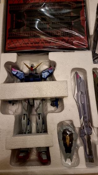 Metal Build Destiny Gundam fullpackage รูปที่ 8