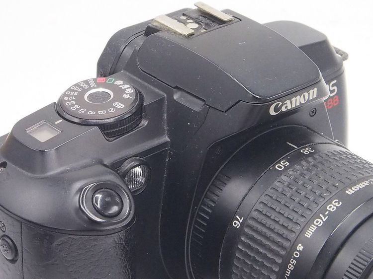 ขายกล้องใช้ฟิลม์ CANON EOS 888 มาพร้อมเลนส์ CANON EF 38-76 MM เลนส์ซูมเมาส์ EF ไม่ใช่ EF-S ตัวเลนส์สามารถไปใส่กับกล้อง FULL FRAME ได้ รูปที่ 3