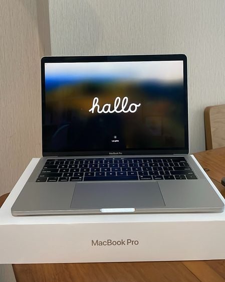 Apple Macbook Pro 13 Inch แมค โอเอส 8 กิกะไบต์ Macbook Pro 13 นิ้ว 2018