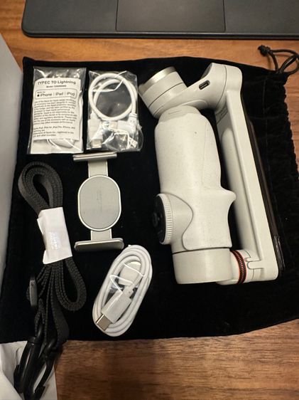 insta360 flow creator kit อุปกรณ์ครบ มือ1 ประกันศูนย์ไทย รูปที่ 5