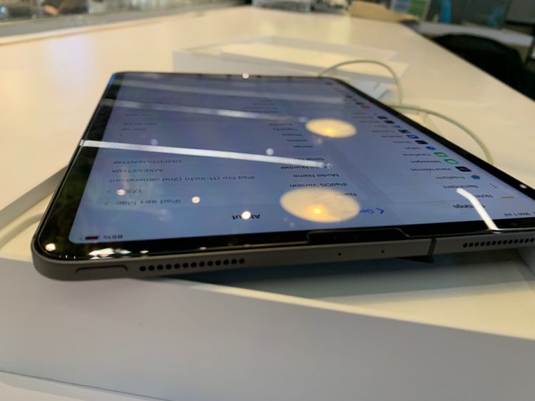 ขาย iPad pro11inch 2020 gen2 cellular 256g ไม่มีรอย ครบกล่อง สภาพสวย  20900 บาท รูปที่ 6