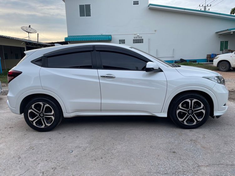 Honda HR-V 2018 1.8 EL Sedan เบนซิน ไม่ติดแก๊ส เกียร์อัตโนมัติ ขาว รูปที่ 4