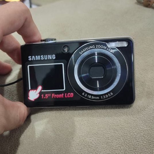กล้องคอมแพค กล้อง​ Samsung pl100​ สภาพดี​ ใช้งานปกติ
