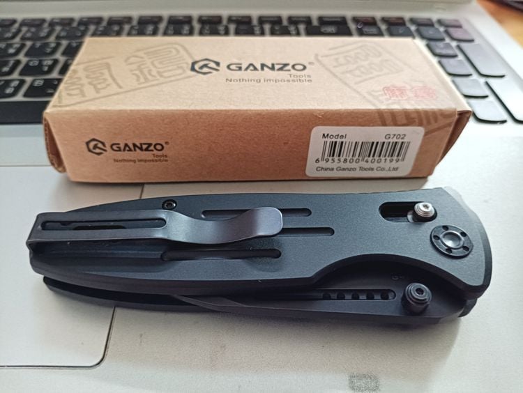 มีดพับ GANZO รุ่น G702 ด้ามสีดำ ใบมีดสีดำ All Black เป็นมีดรุ่นดั้งเดิมของ GANZO ก่อนเปลี่ยนชื่อเป็นยี่ห้อ GANZO - Firebird หายากมาก สภาพใหม รูปที่ 2