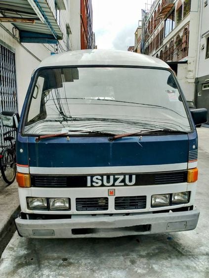 ขายรถตู้ ISUZU BUDDY 