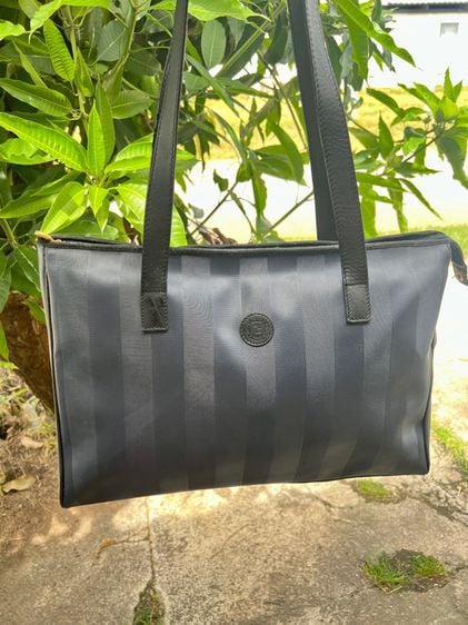 กระเป๋า  FENDI Pecan Tote Bag Shopper Tote  แท้‼️ รูปที่ 1