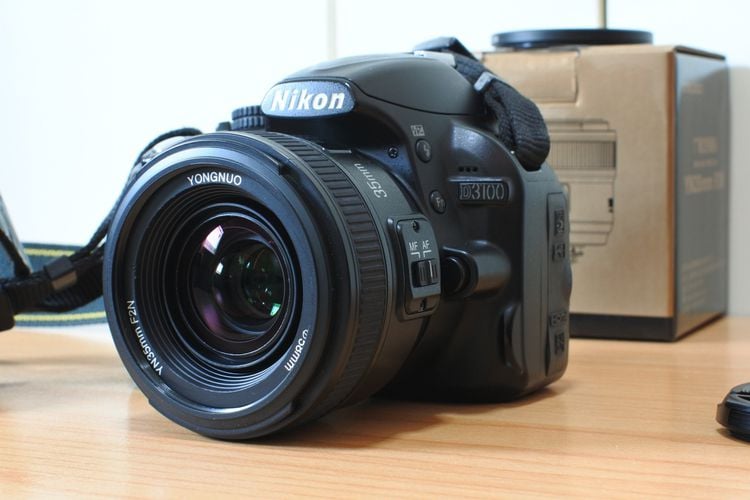 กล้อง DSLR ไม่กันน้ำ Nikon D3100  YN35 F2