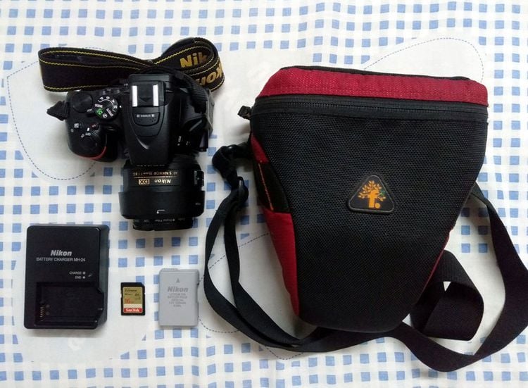 กล้อง DSLR ขายกล้อง Nikon D5500 พร้อมเลนส์ 35 mm. F1.8G เมนูไทย