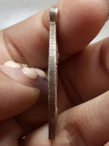 เหรียญรุ่นแรกหลวงพ่อกวย วัดโฆสิตาราม รูปที่ 4