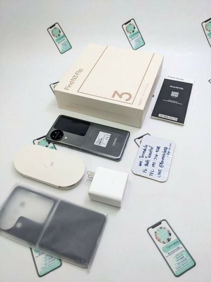 ขาย เทิร์น Oppo Find N3 Flip Black ศูนย์ไทย สภาพสวย อุปกรณ์แท้ครบยกกล่อง ประกันยาว เพียง 16,990 บาท เท่านั้น ครับ 