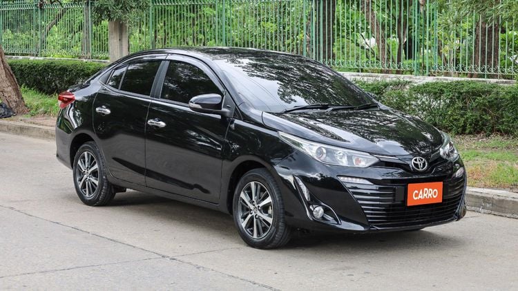 Toyota Yaris ATIV 2019 1.2 High Sedan เบนซิน ไม่ติดแก๊ส เกียร์อัตโนมัติ ดำ