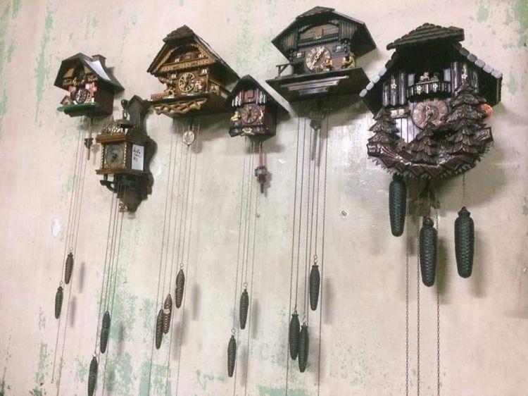 ซ่อมนาฬิกานกกุ๊กกู เยอรมัน สวิส ญี่ปุ่น