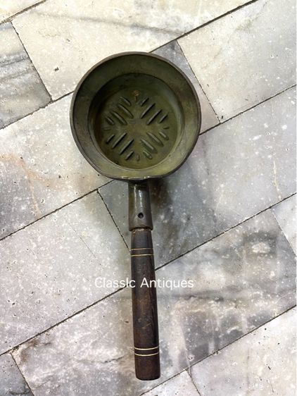 กระบวย ทองเหลืองสะสมA3