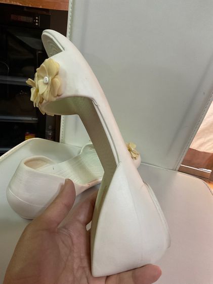 รองเท้าแตะ Crocs  Lina Flowers  รูปที่ 12