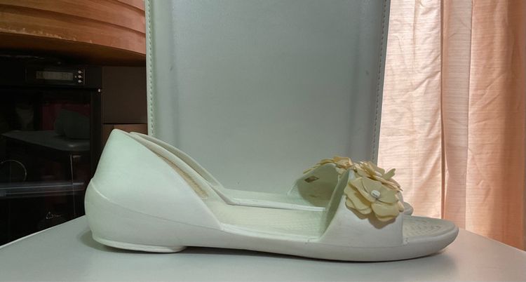 รองเท้าแตะ Crocs  Lina Flowers  รูปที่ 2