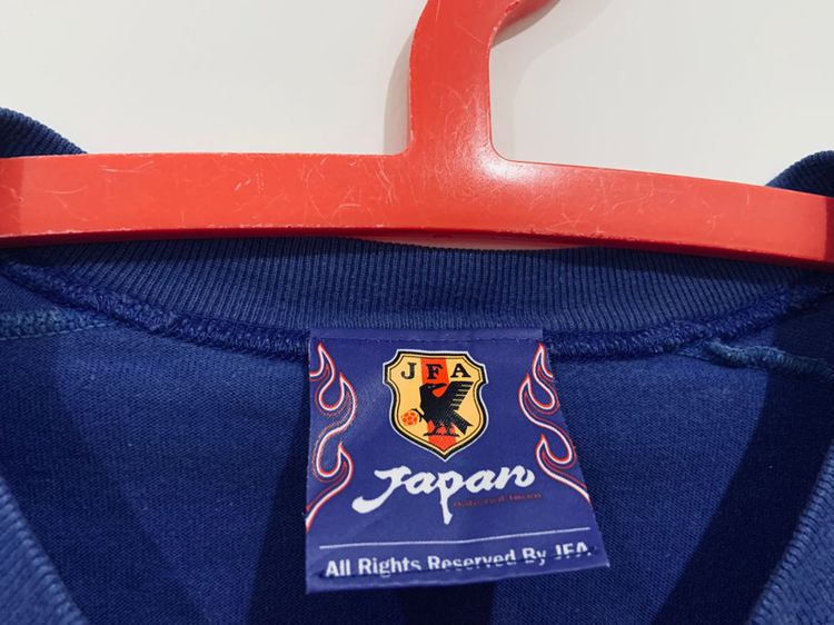 เสื้อฟุตบอลทีม JAPAN เบอร์ 8 NAKATA แท้ 💯 size วัดจริงขนาด อก 20 ยาว 27.5 นิ้ว สภาพดีมาก ทรงสวย สกีนครบหน้ากลัง ผ้านิ่ม หายากน่าสะสมครับ รูปที่ 4