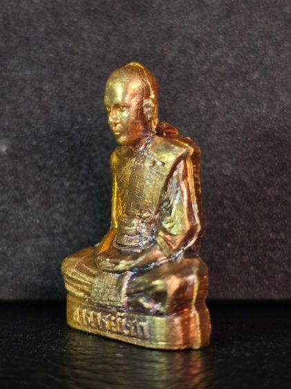 รูปหล่อปั๊มรุ่นแรก พระอาจารย์อดิเรก  รูปที่ 4