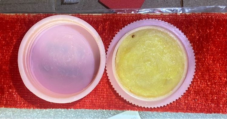 สีผึ้ง หลวงปู่หงส์  รูปที่ 2