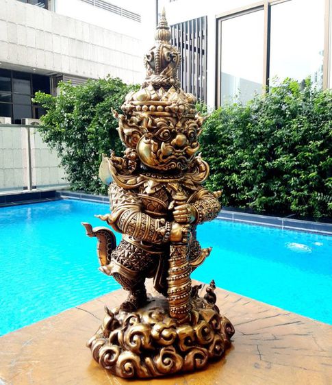 ท้าวเวสสุวรรณ ครูบาอริยชาติ เนื้อทองเหลืองรมดำ สูง14นิ้ว พุทธศิลป์สวยงามมาก รูปที่ 4