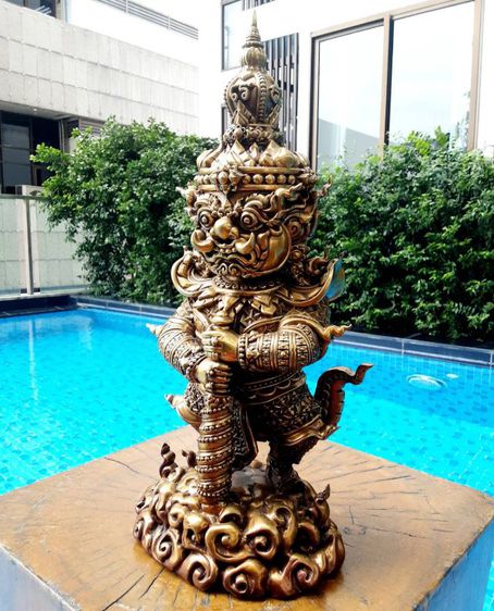 ท้าวเวสสุวรรณ ครูบาอริยชาติ เนื้อทองเหลืองรมดำ สูง14นิ้ว พุทธศิลป์สวยงามมาก รูปที่ 13