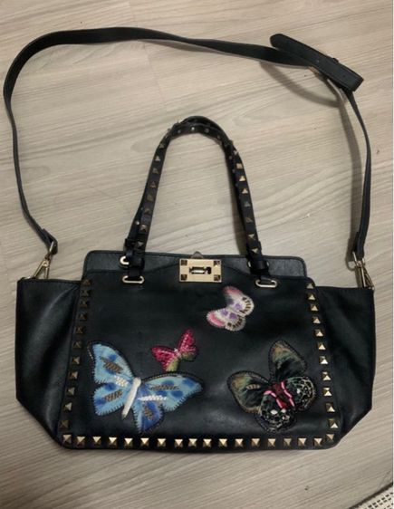 กระเป๋าหนังแท้ Valentino แท้ๆ