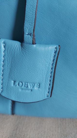 กระเป๋า Loewe ทรงถือ สีฟ้า รูปที่ 9