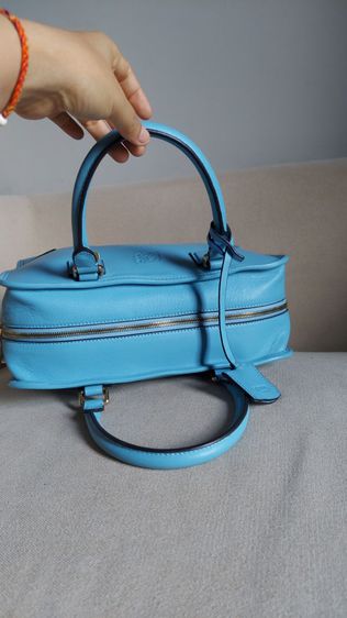 กระเป๋า Loewe ทรงถือ สีฟ้า รูปที่ 5