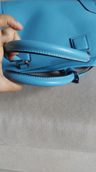 กระเป๋า Loewe ทรงถือ สีฟ้า รูปที่ 16