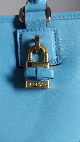 กระเป๋า Loewe ทรงถือ สีฟ้า รูปที่ 8