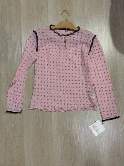 เสื้อแขนยาวสีชมพู ลายจุด  ผ้าใส่สบาย  ใส่ทำงาน หรือใส่ลำลอง ได้หมด แบรนด์ญี่ปุ่น ออกช้อป  Freesize  รูปที่ 3