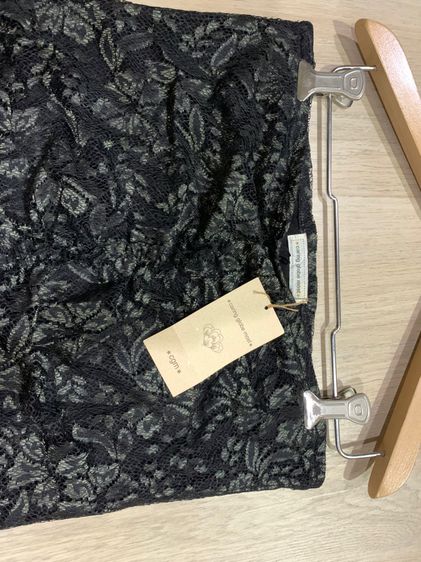 เกาะอกดำ ลูกไม้ เกาะอกแฟชั่น  สไตล์ยุค 90 " แฟชั่นเกาหลี  ใส่คู่กับ กางเองเอวสูงหรือเอวต่ำ  Freesize แบรนด์ญี่ปุ่น  รูปที่ 2